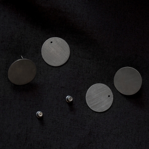 zestaw ring oksydowane kolczyki koła 23mm i 2 oksydowane podkładki pełne, niepowtarzalne połączenie