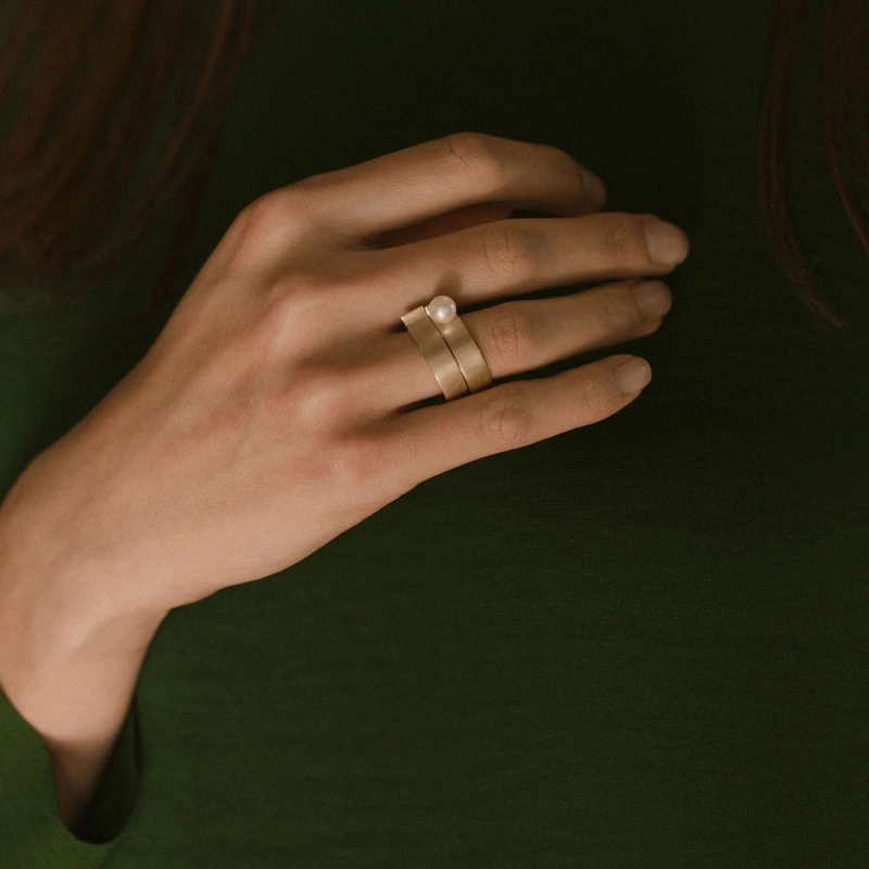 daw pierścionki razem, komplet, pierścionek, zestaw pierścionków. minimalistyczne zestawienie biżuterii ręcznie robionej