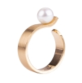 pierścionek z perłą, minimalistyczny, prosty, geometryczny ręcznie robiony, perła hodowana, złoto 585, 14K