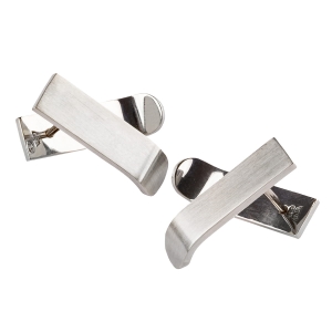 minimalistyczne kolczyki z białego złota wykonane w katowicach w proacowni marty szafraniec. idelane kolczyki na prezent ślubny  dla niej, dla panny młodej