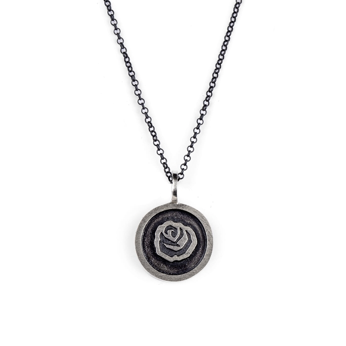 srebrna zawieszka róża niki z łańcuszkiemi srebro 925