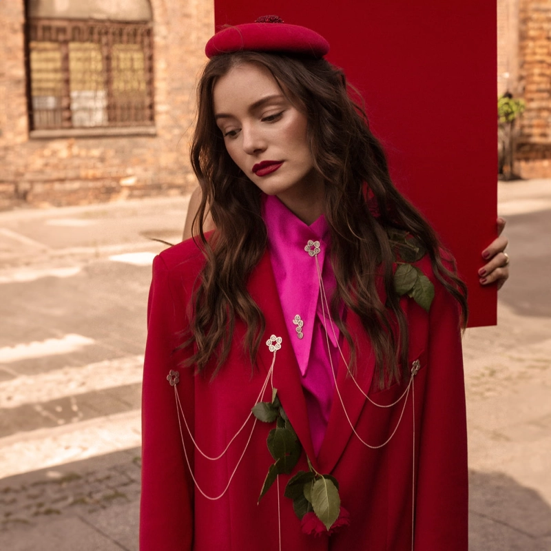 broszka róża niki z łańcuszkami, srebro 925