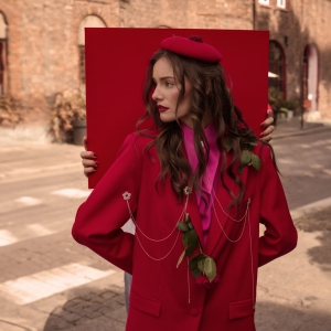 broszka róża niki z łańcuszkami, srebro 925