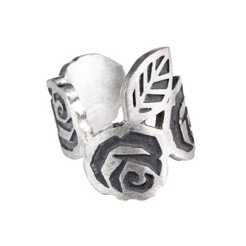 nausznika dwie róże i jeden listek ze srebrna oksydowanego w Katowicach