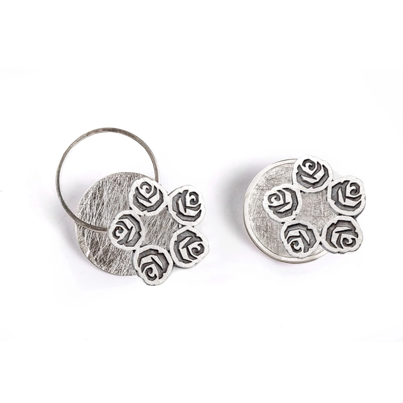 kolczyki srebrne róża Niki z podkładką srebro 925