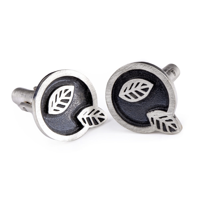 spinki do manietów z motywem listka